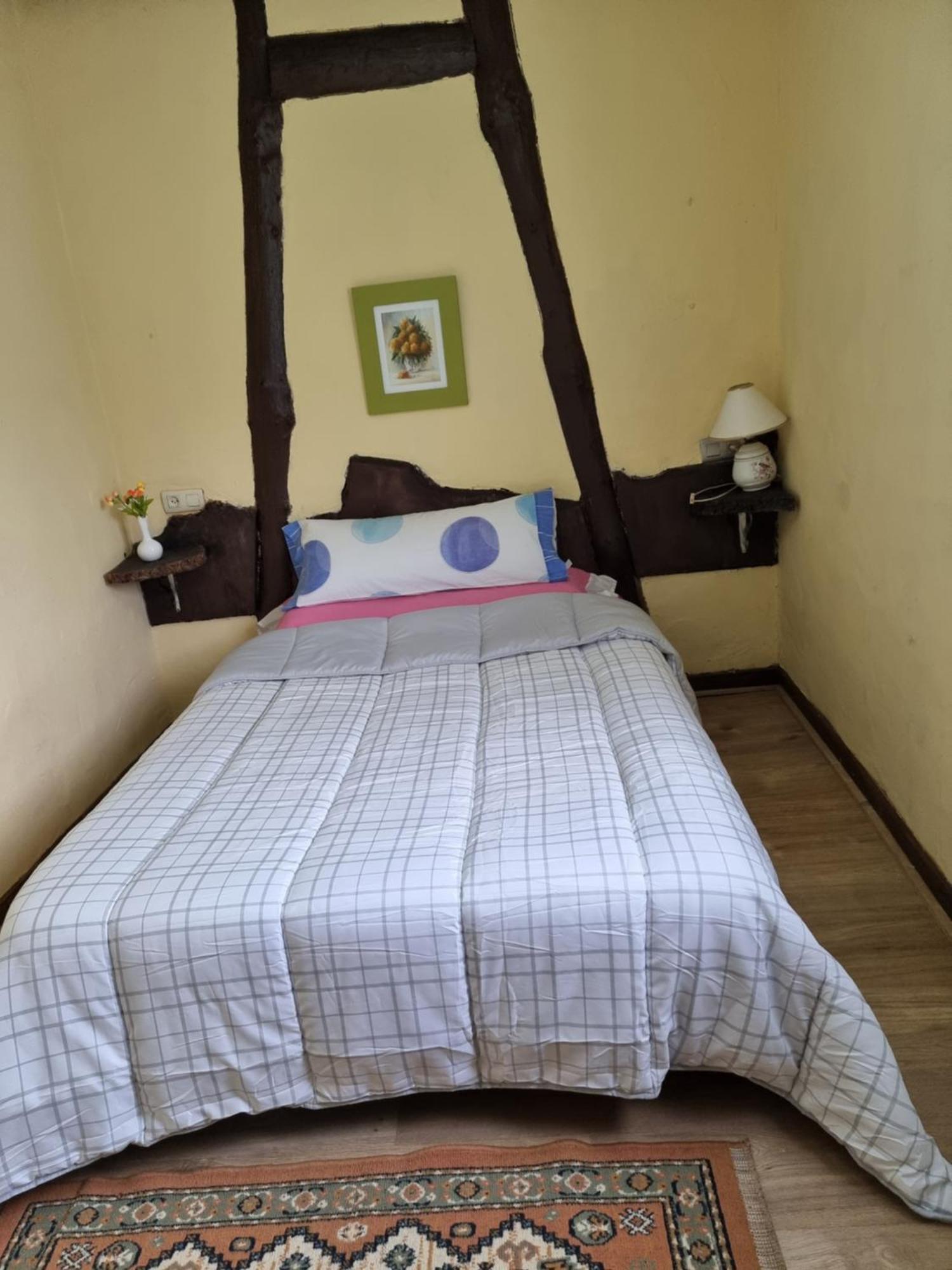Holiday home Casona Junto Al Narcea